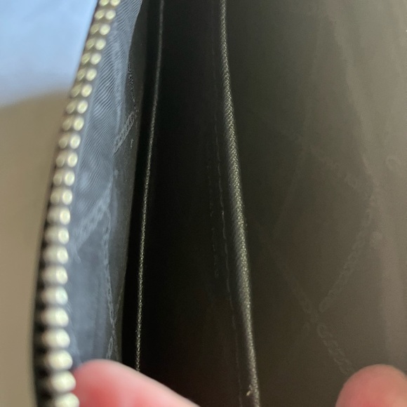 Kate Spade Turquoise double handle handbag. Excellent used condition. See photos - Picture 4 of 4